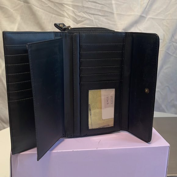 “Look like” D&G wallet - Picture 5 of 6